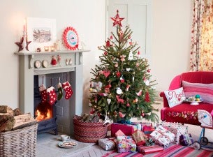 Country Living Christmas Fair Tickets | London &amp; UK Festivals | Show Times &amp; Details