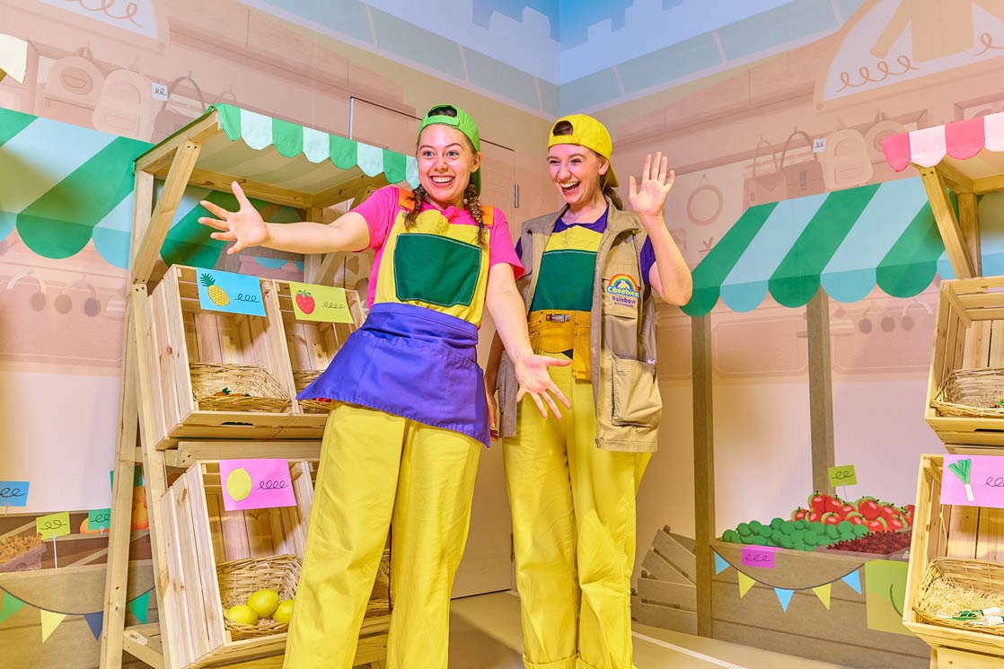CBeebies Rainbow Adventure - People waiving