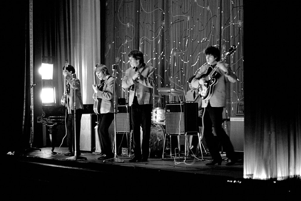 Rolling Stone Artwork - band performing on stage